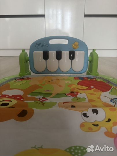 Развивающий коврик с пианино
