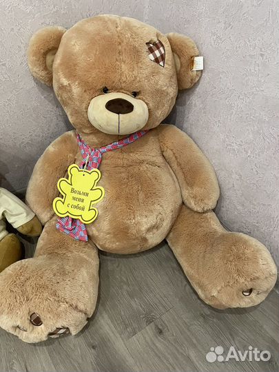 Плюшевый медведь
