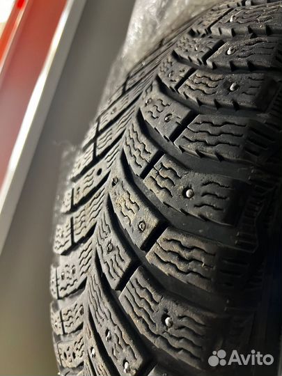 Michelin X-Ice North 4 195/65 R15