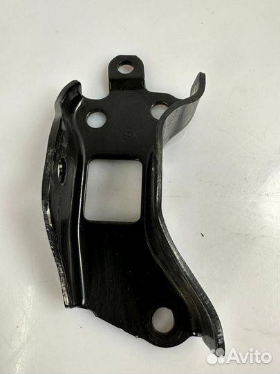 Крепление рычага заднее правое Lexus NX рест. 2021