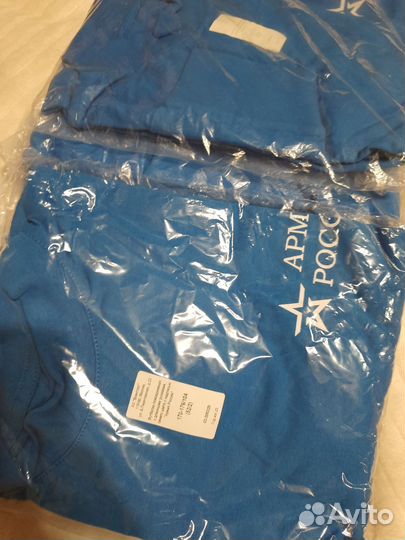 Футболка синяя длинный рукав