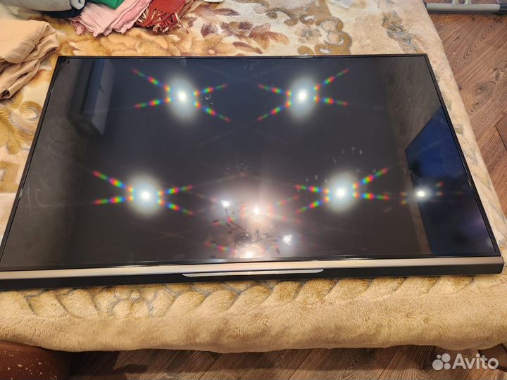 Телевизор на запчасти