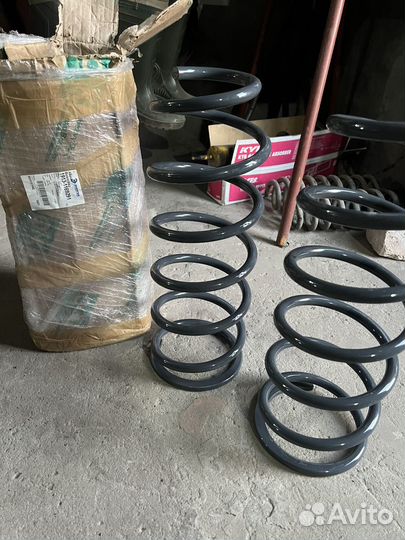 Пружины задние OBK C4T61562H