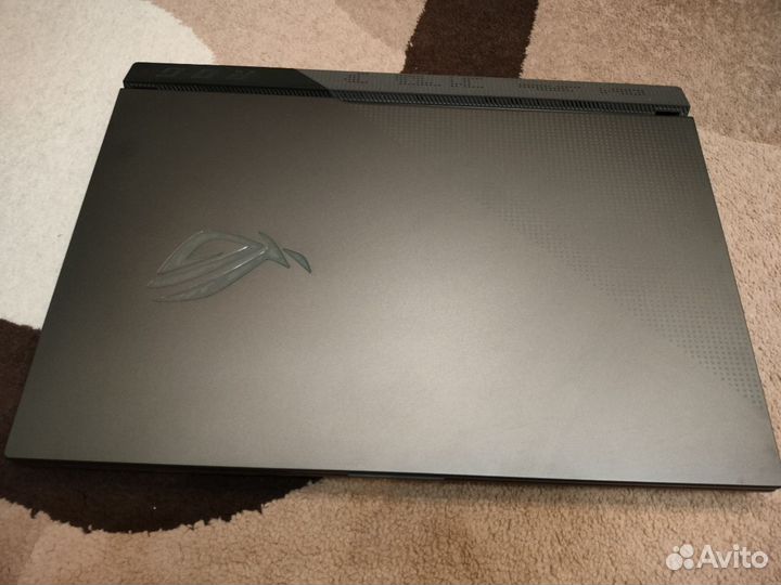 Игровой ноутбук Asus Rog Strix