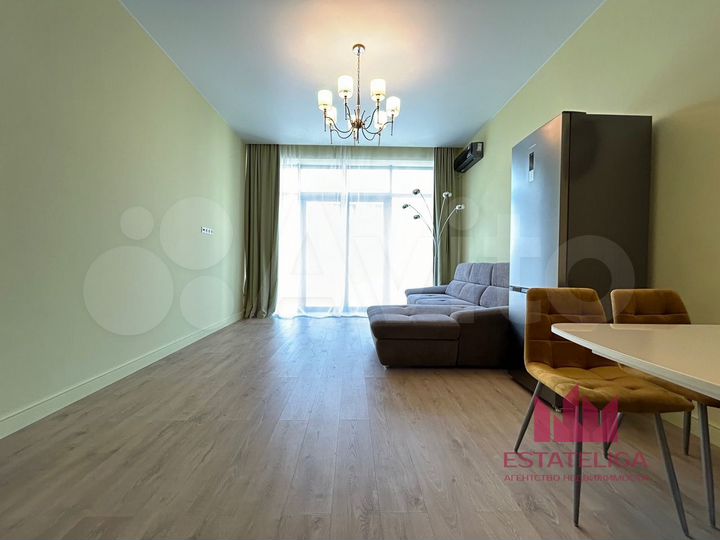 3-к. квартира, 77 м², 12/14 эт.