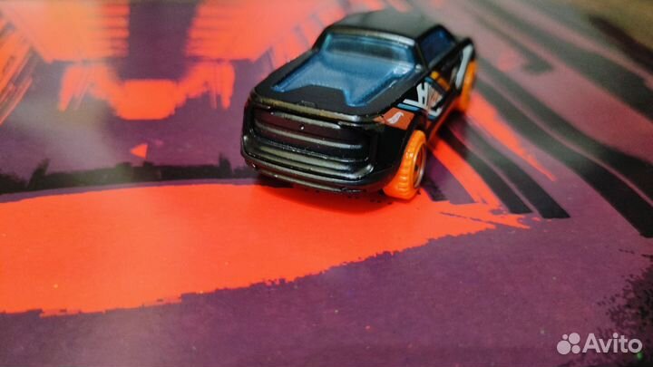 Hot wheels 2-tuff