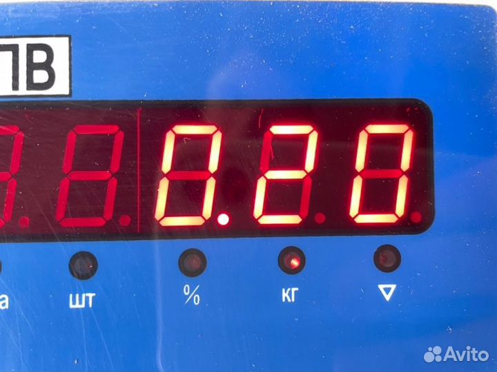 Петля двери багажника Nissan Juke F15