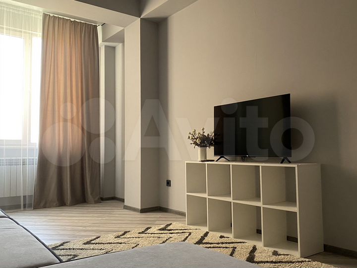 2-к. квартира, 70 м², 5/10 эт.
