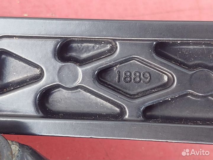 Поводок стеклоочистителя Mazda CX-7