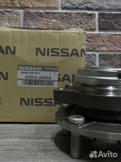 Ступица передняя с подшипником Nissan 40202JN90A