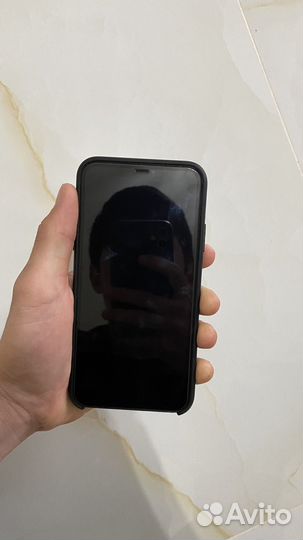 iPhone 11 pro max 64 gb