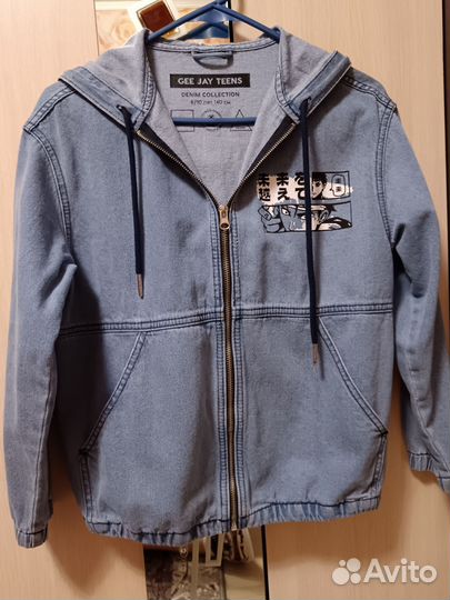 Джинсовая куртка