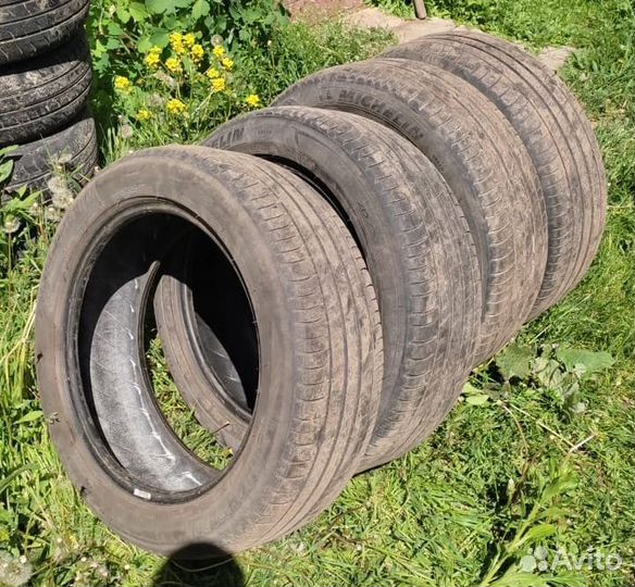 Michelin Agilis 215/55 R18 99V