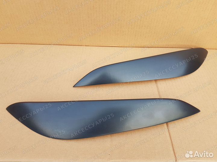 Реснички на фары Toyota mark2 jzx110 2000-2004г