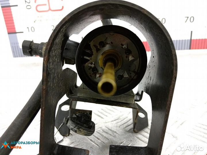 Кронштейн топливного фильтра Opel Astra F рест