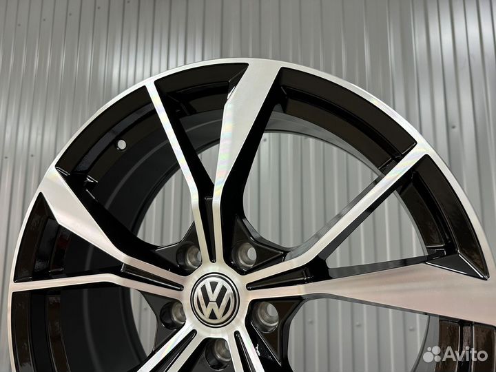 Диски литые R19 Volkswagen Passat новые