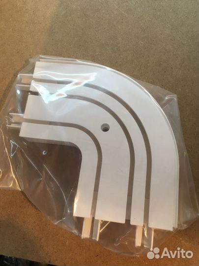 Поворот карниза 3-х рядного