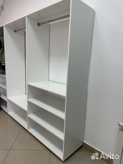 Стеллаж для одежды