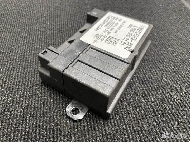 Блок управления топливным насосом Mercedes 31 01