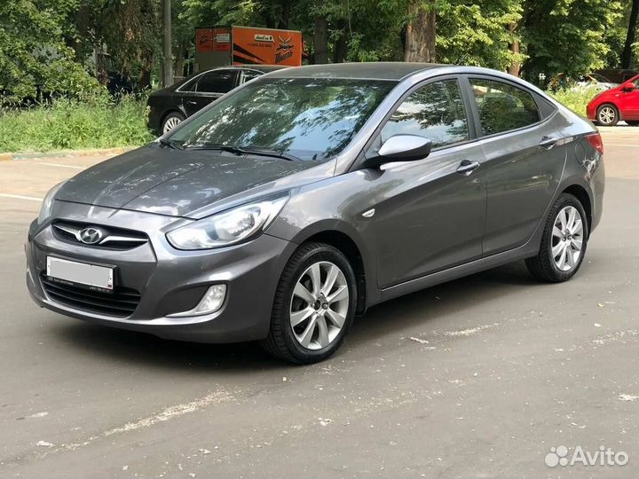 Передний бампер Hyundai Solaris 1 серый