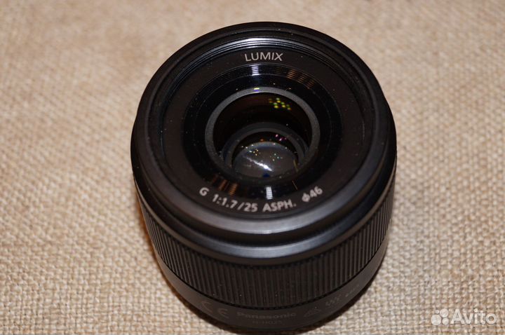 Panasonic H-H025E 25mm f/ 1.7