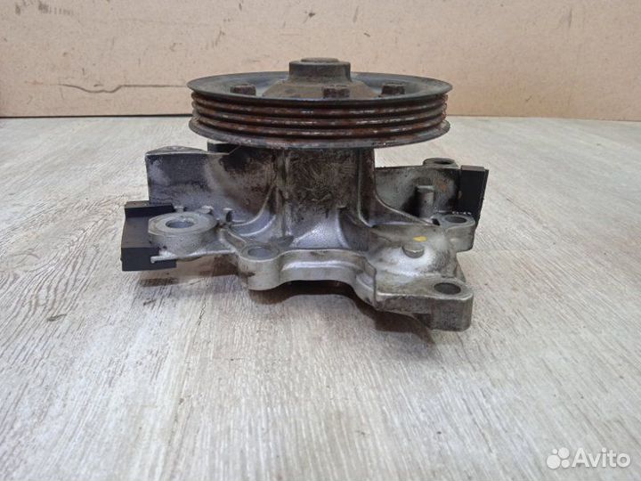 Помпа Mazda 626 GF fsze 2000
