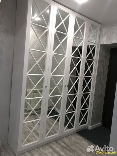 Шкаф распашной