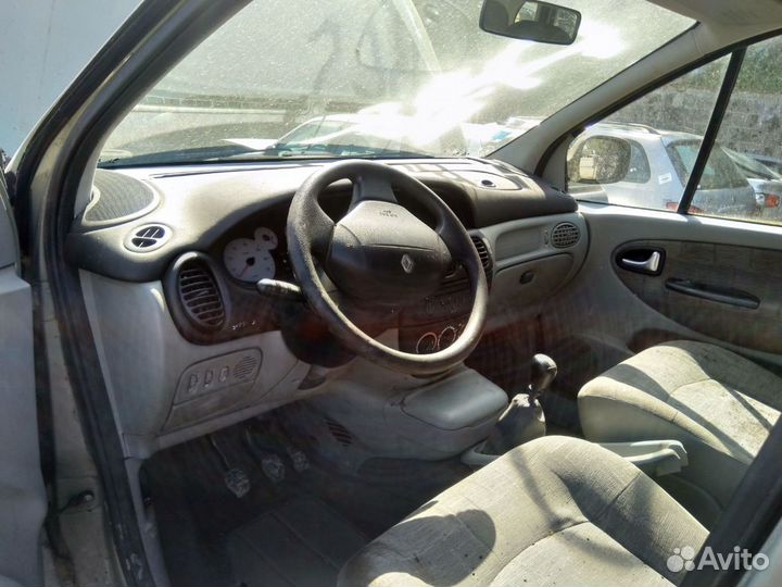 Накладка для Renault Scenic RX4