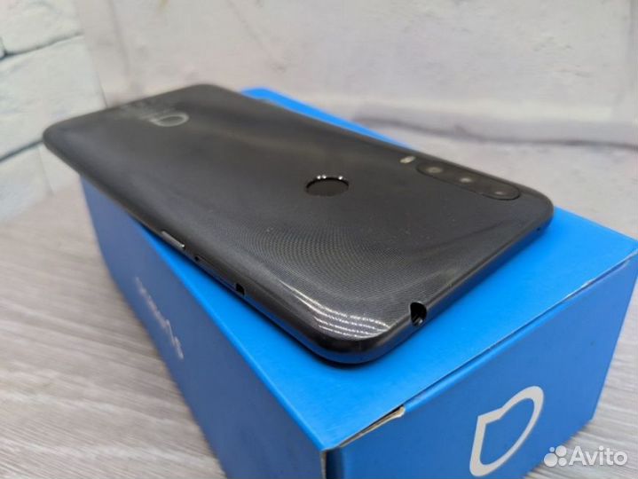 Alcatel 1S (2020) 5028Y, 3/32 ГБ