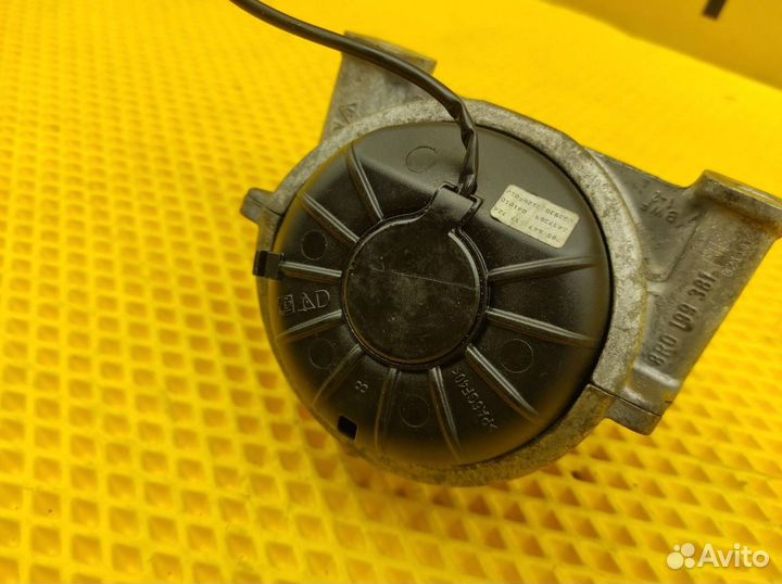 Подушка двигателя Audi A4 B8 cdnc 2.0 tfsi 2010