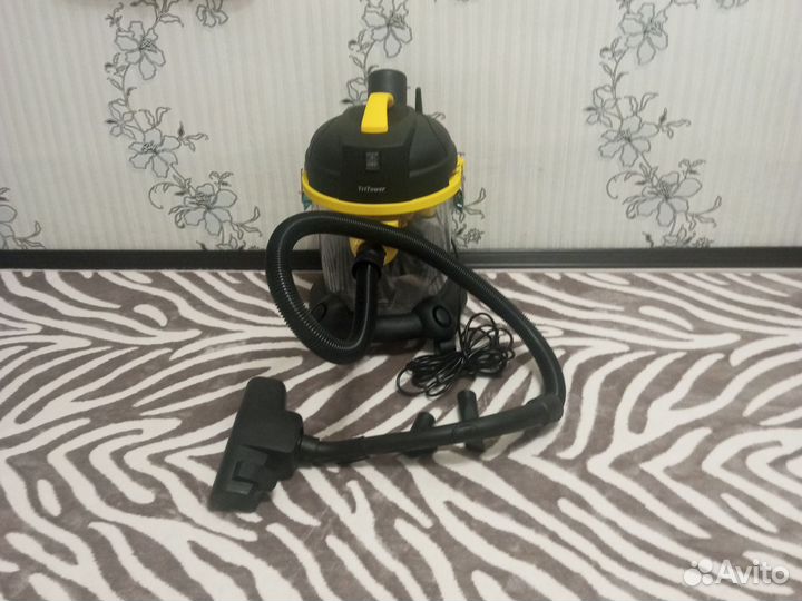 Пылесос водяной бу