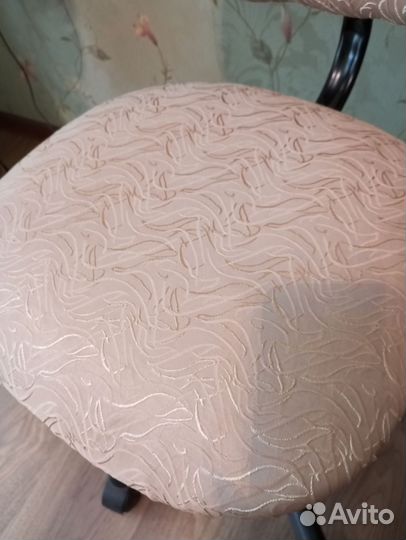 Компьютерное кресло