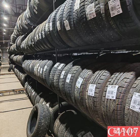 Kumho Sense KR26 215/50 R17 93P