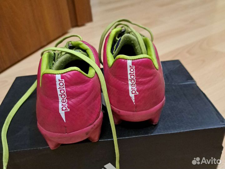 Футбольные бутсы adidas р.33
