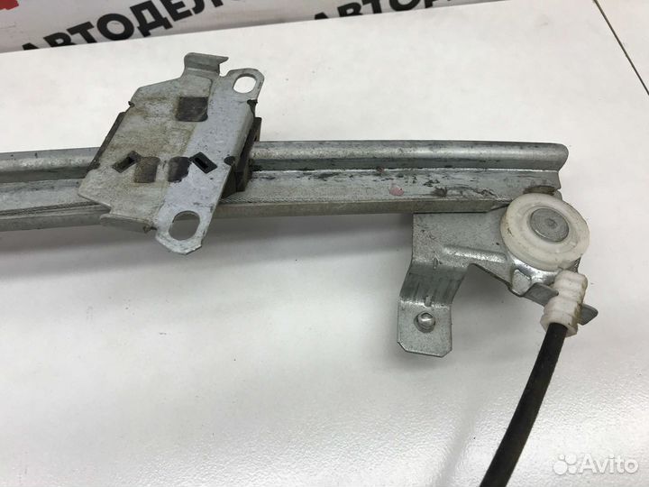 Стеклоподъемник перед прав Daewoo Nexia N100 2007г