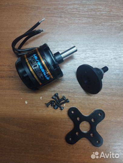 Электродвигатель emax GT4020/07 620kv