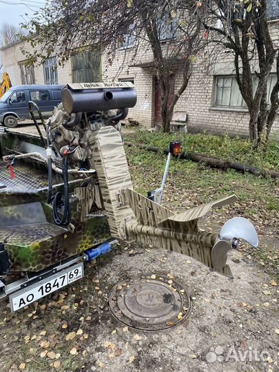Лодка болотоход + прицеп