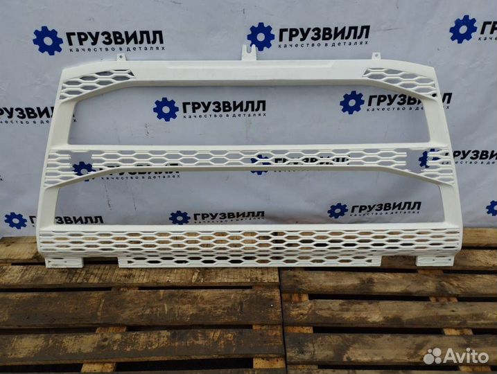 Решетка в бампер Volvo FH5 84235709