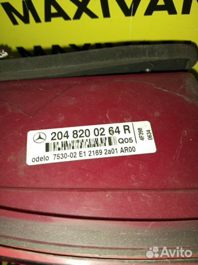 Фонарь задний правый Mercedes C-Class W 204 2.2