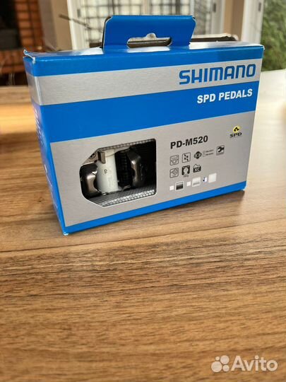 Педали Shimano PD-M520