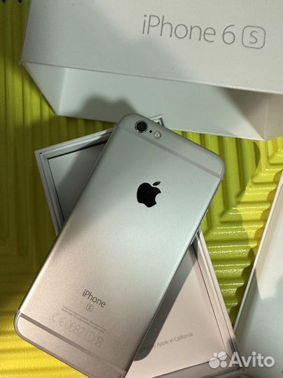 Телефон iPhone 6s