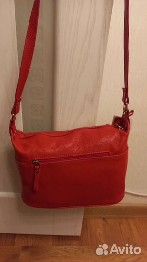 Сумка новая натуральная кожа красная