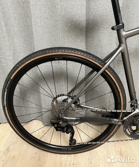 Ведосипед гравийный specialized diverge gravel grx