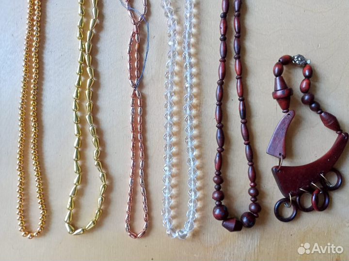 Колье, бусы и т.д