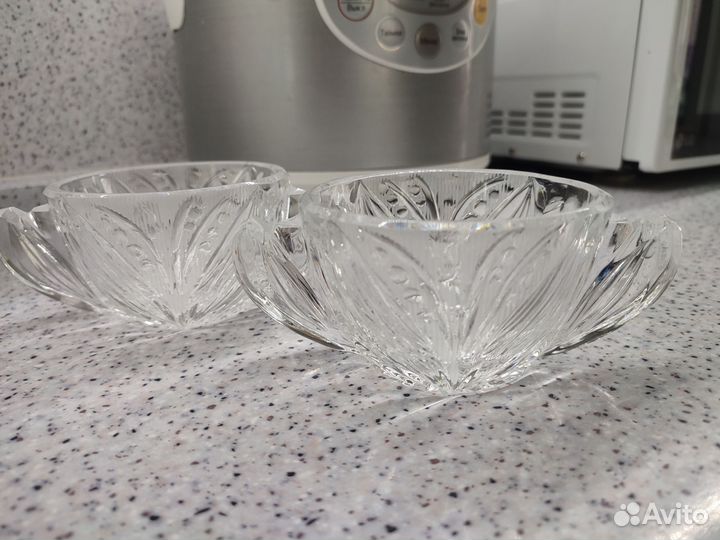Хрустальная конфетница, стаканы