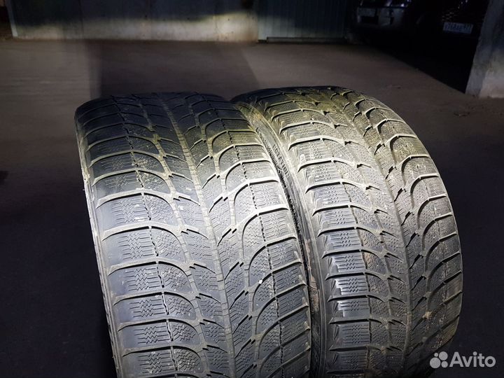 Michelin X-Ice 245/40 R18 200S