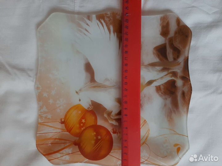 Салатница. Стекло цветное