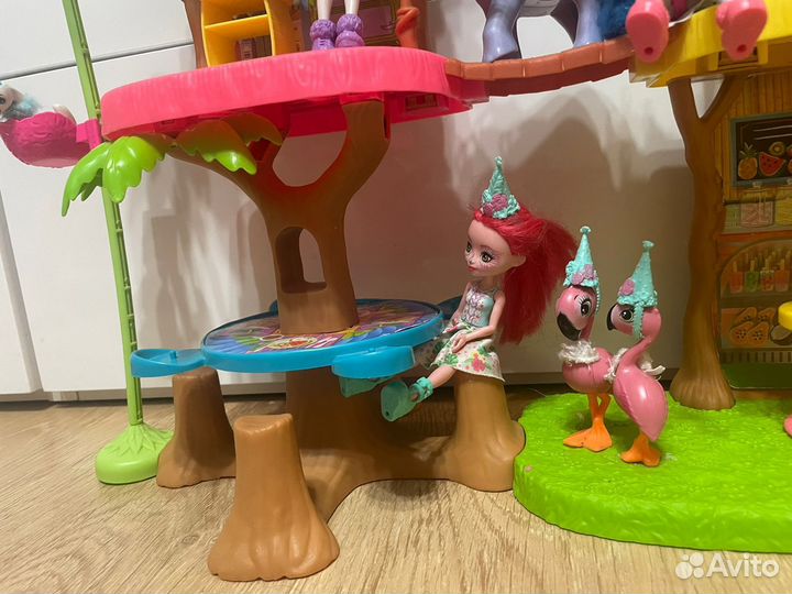 Домик с куклами enchantimals для детей