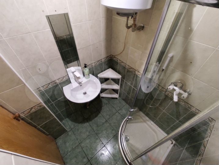 Комната 10 м² в 3-к., 1/2 эт.