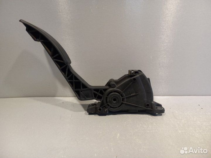 Педаль газа Nissan Almera G15 седан K4MF496 2018